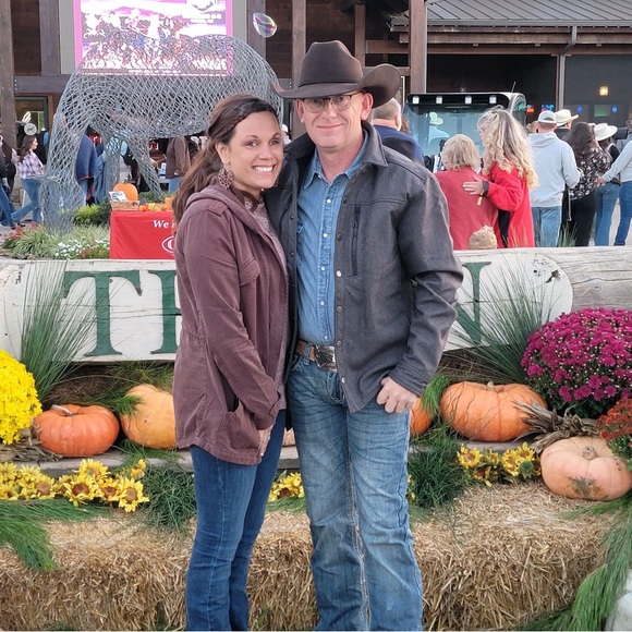 Meet your Posher, Paula - Picture 2 of 8